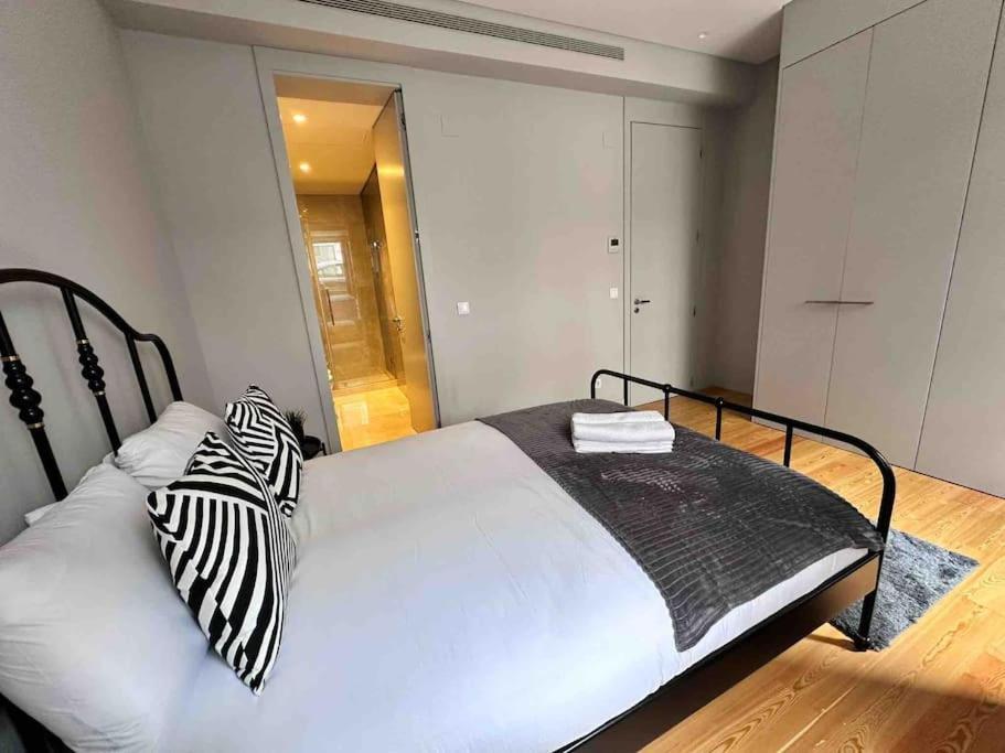 Lisbon Marques De Pombal Top Flat Great Locations City Center B Dış mekan fotoğraf